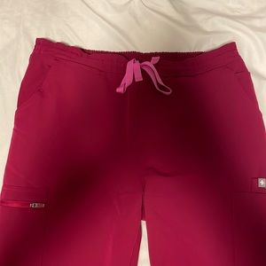 Medium tall fuchsia figs